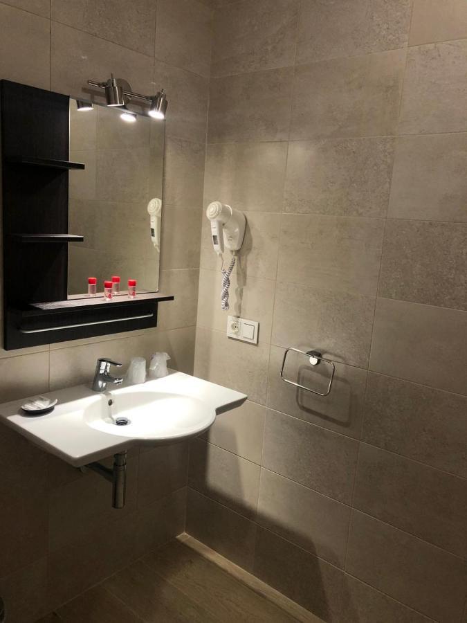 Pinar Malaga Rooms Bagian luar foto