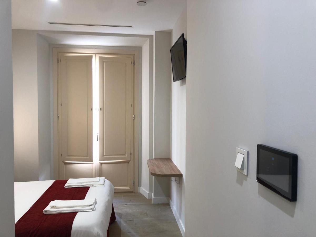 Pinar Malaga Rooms Bagian luar foto